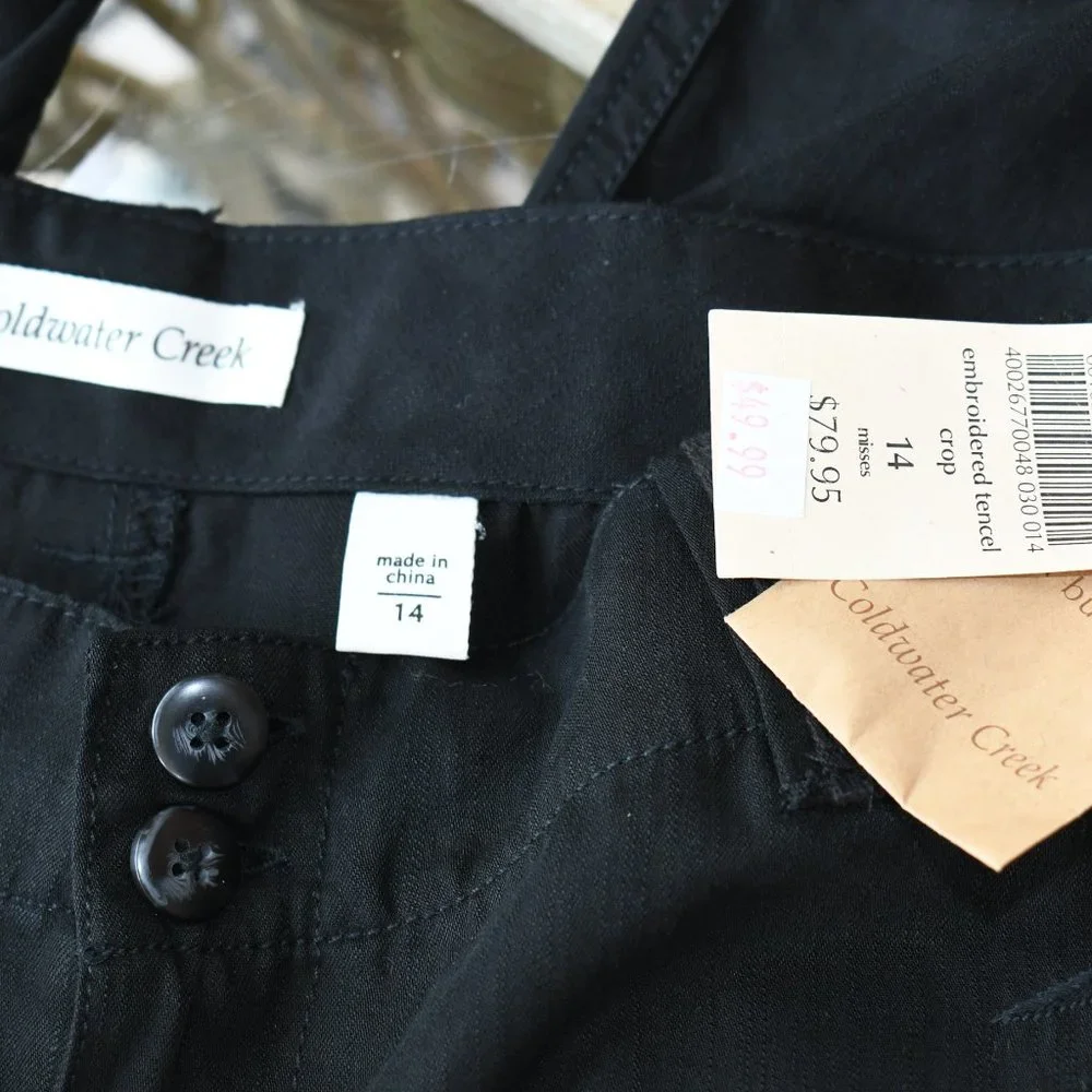 Coldwater Creek Black Crop Pants NWT - Picture 3 of 3